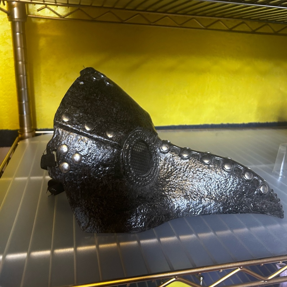 Mask - Picture 2 of 3